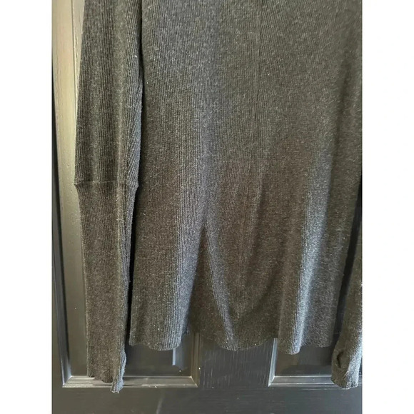 Enza Costa charcoal Crew Neck Knit Pullover Sweater Size Large cashmere - Picture 4 of 5